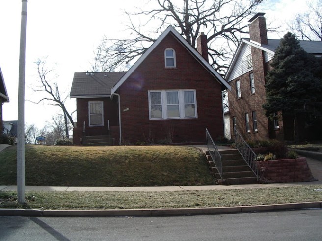 Cracking the Dmon Critics MATHILDA'S HOUSE AS IT APPEARS TODAY