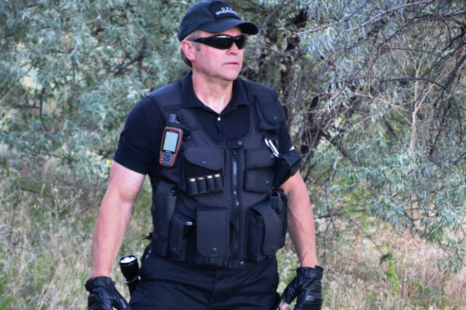 TheDraculaClan Chuck ( httpsnypost.com20160904this-investigator-chases-aliens-along-americas-paranormal-highway ) chuck_invest3